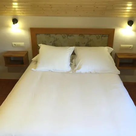 En Entorno Rural Trobos Kır Evi *